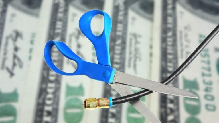 gettyimages 476992998 cut the cord money KnQfba