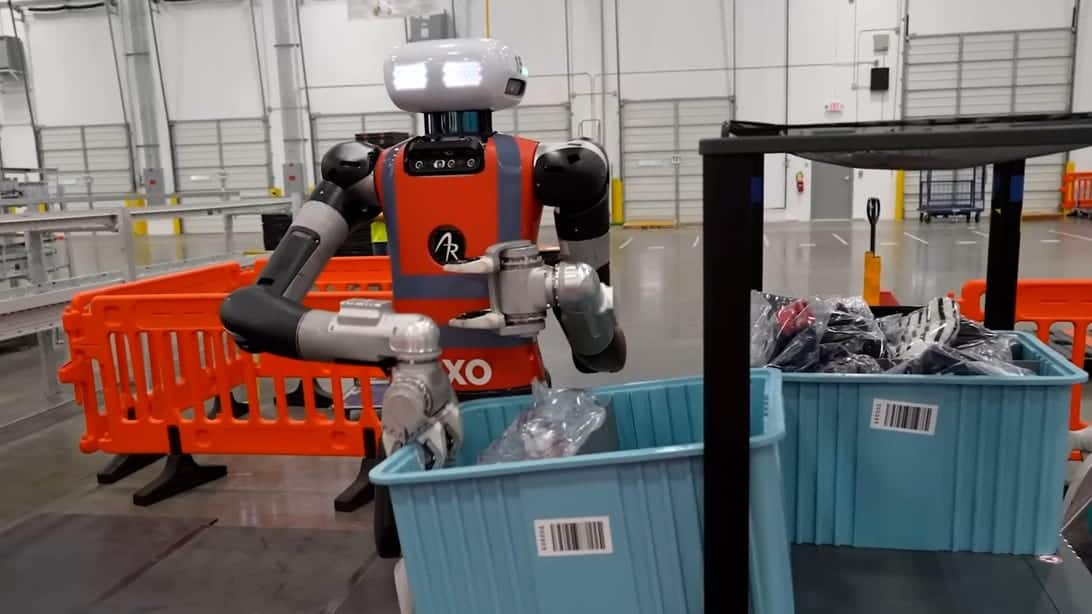 main site 00 03 27 12 still007 7bhHpG