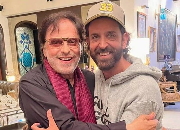 Hrithik Roshan Gets early birthday wish from sanjay khan vbzVBT