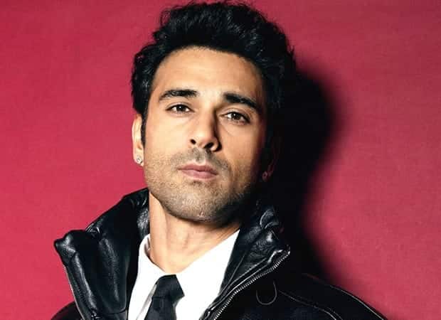 Pulkit Samrat NpFbge