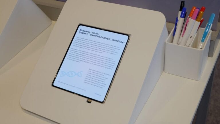 creaseless display 1 H2P7sN