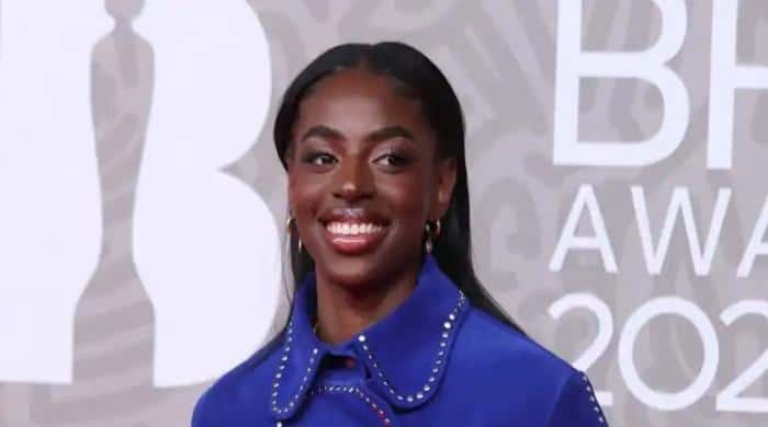 'Celebrity Traitors' Cat Burns marks 'new life' after painful surgery 1 l 643880 103233 updates