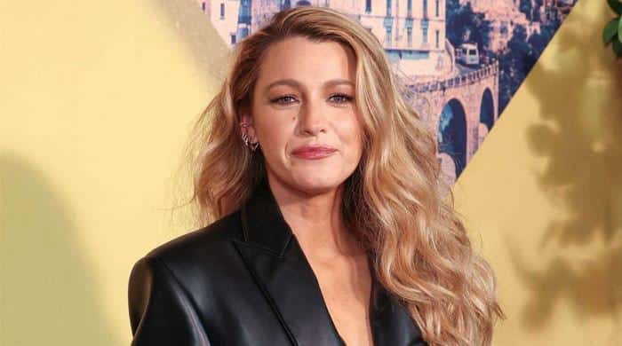 Blake Lively attacked by studio chiefs amid scandal's peak: ‘Tragic' 1 l 646499 092207 updates pJsAIh