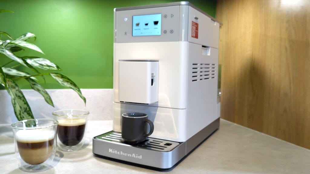 Amazing 14 The KitchenAid KF4 brews a beautifully balanced espresso