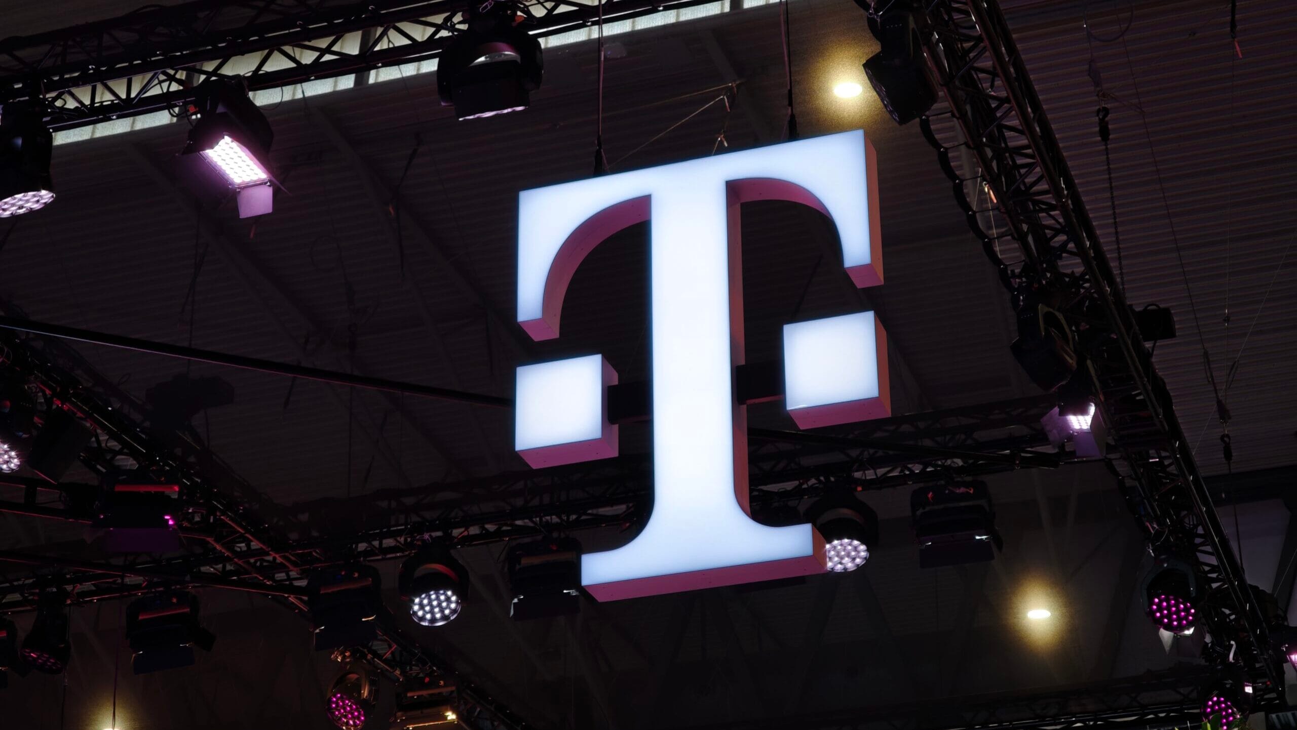 Stock photo of the T Mobile logo scaled e1759329153159