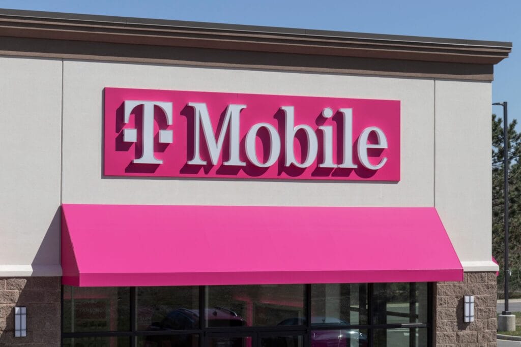 Smart 5 T-Mobile Says It Is Mobilizing Repair Crews to 1 Smart 5 T-Mobile Says It Is Mobilizing Repair Crews to